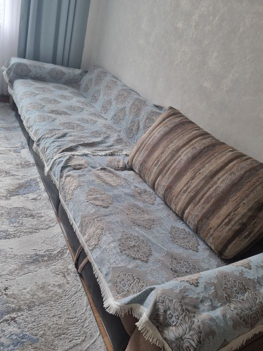 Продаю диван 3,50