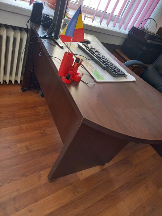 Vand mobilier birou