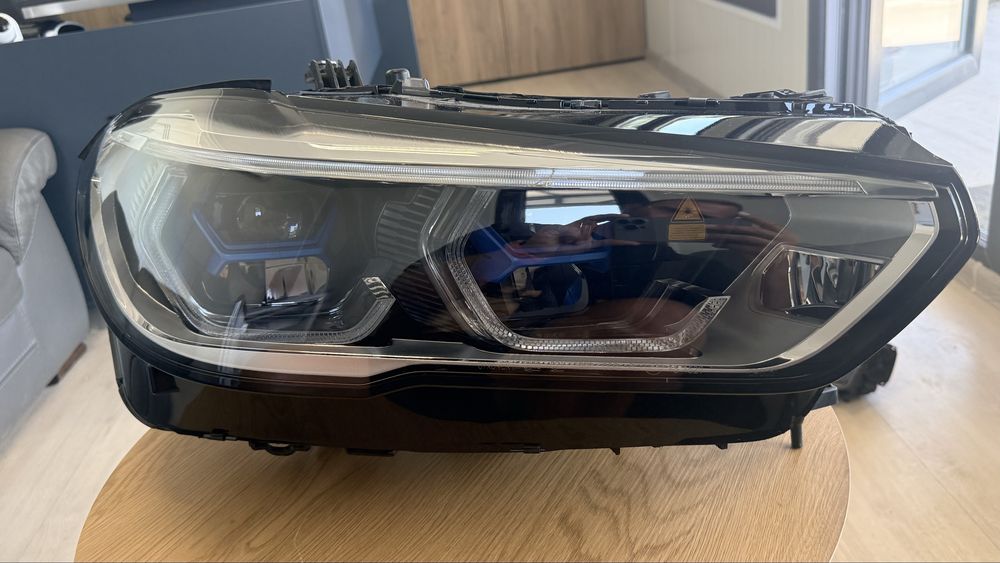 BMW G05 G06 Laser фар десен