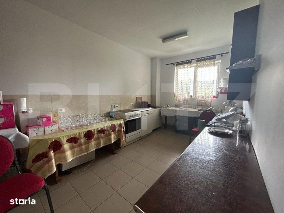 Proprietate cu potential pentru sali evenimente-hotel-restaurant, Fras