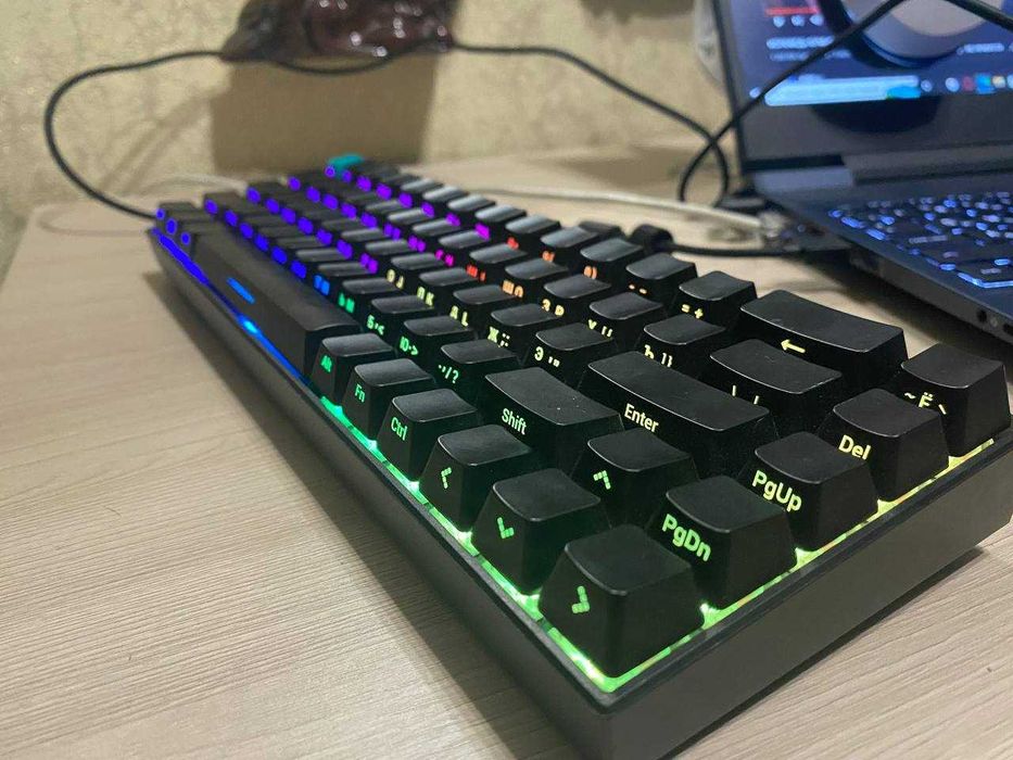 DeepCool KG722, Клавиатура