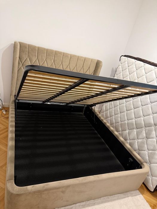 Pat matrimonial tapitat