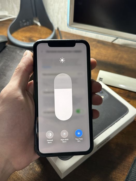 Iphone 11 83% с коробкой