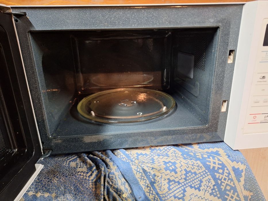 Продам микроволновку самсунг