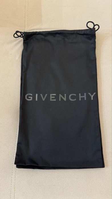 Кроссовки Givenchy новые