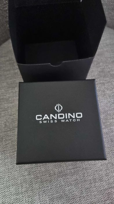 Елегантен дамски часовник Candino