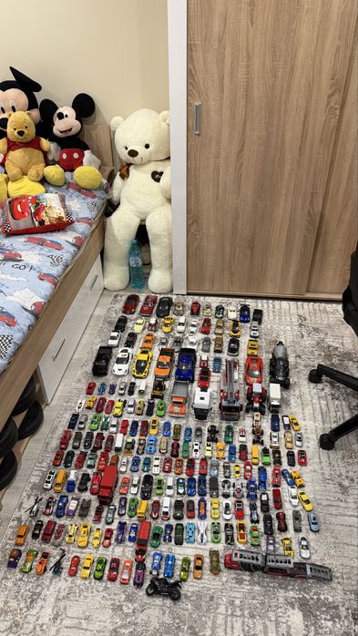 216 метални колички