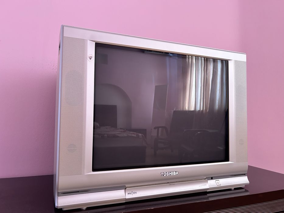 Телевизор с DVD срочно