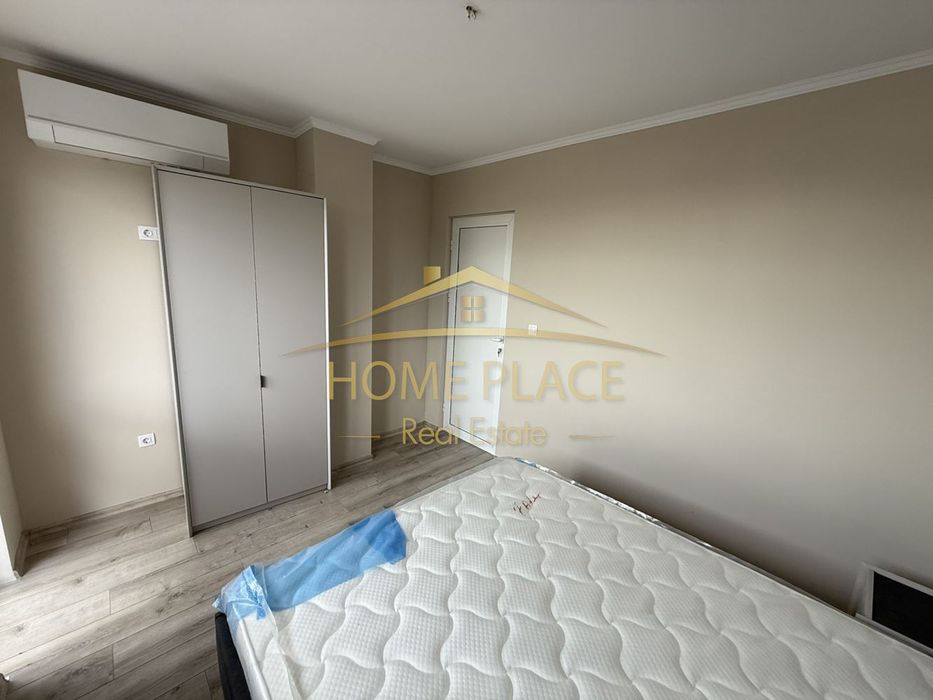 ПАРКОМЯСТО ! Етаж от къща под наем - Виница