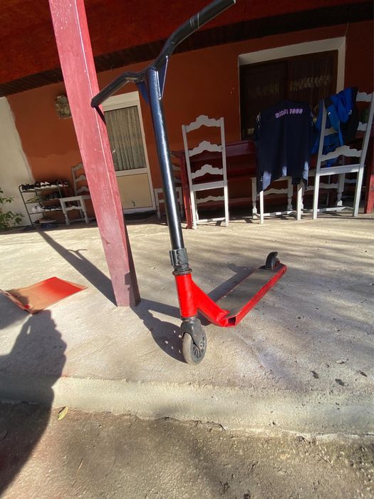 BMX Oxelo Rosu|Nou|Se da la pachet cu trotinet freestyle Oxelo Rosie!