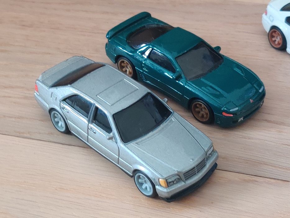 Продам Hot wheels