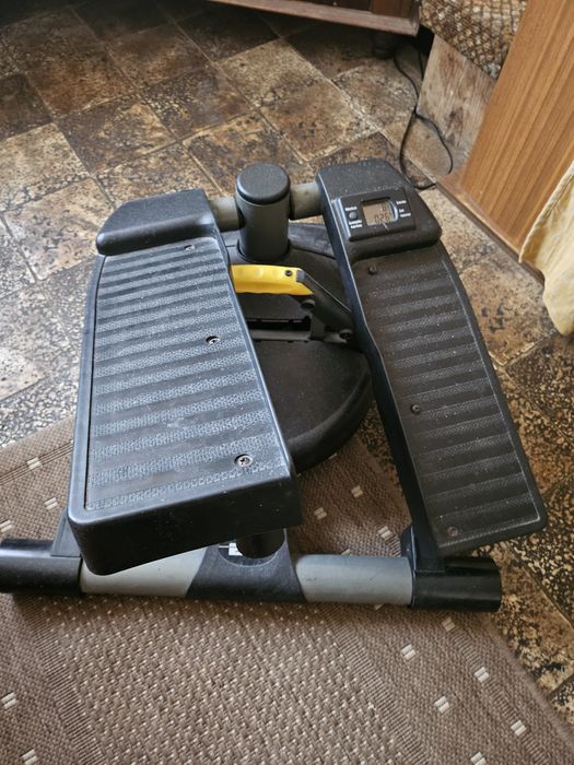 Степер, фитнес уред