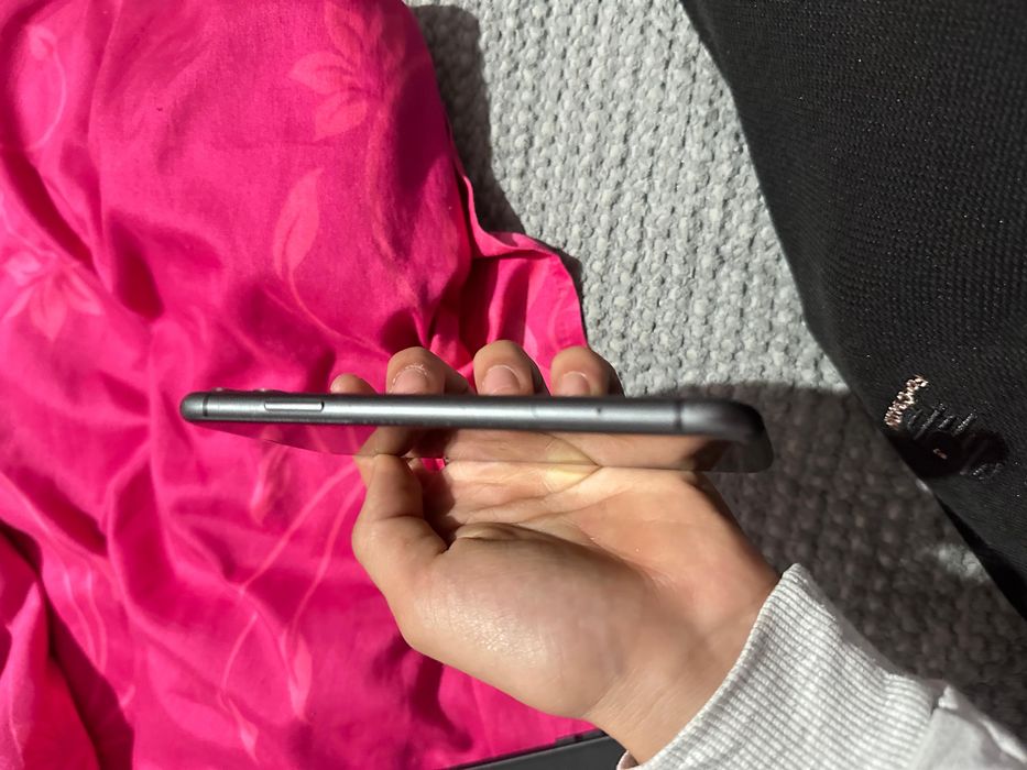 айфон 11  128гб акм 71