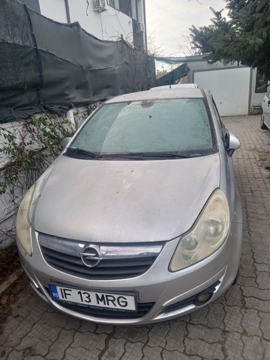 Vând Opel Corsa D