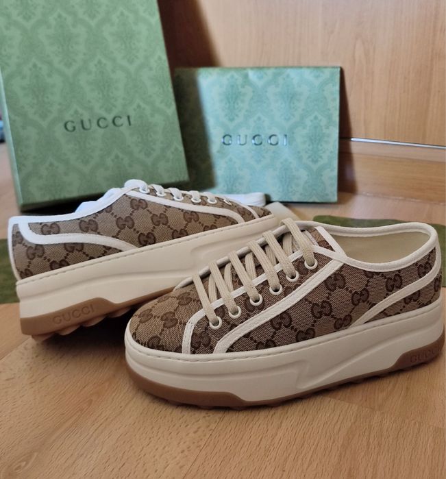 Gucci Ultrapace/Ultrapace R GG Supreme Sneakers