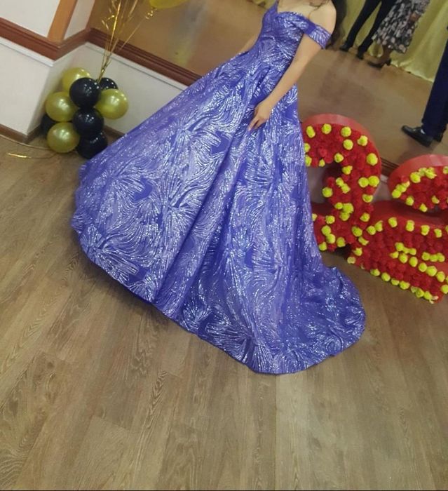 Продам    платье