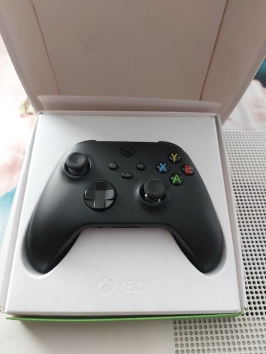 Vand Xbox one s în perfecta stare de funcționare