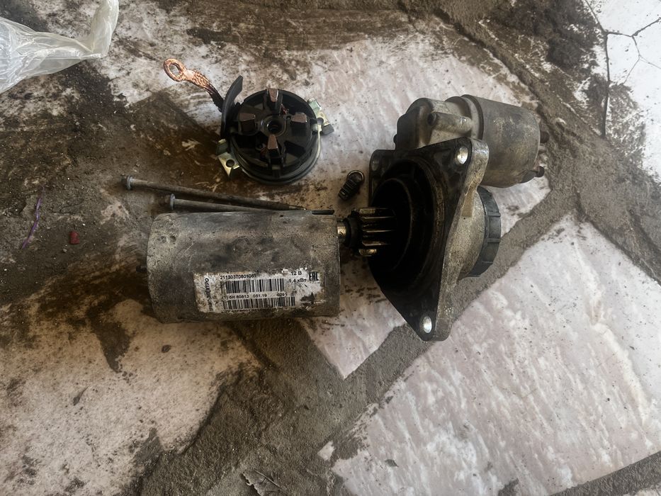 Стартер запчасть