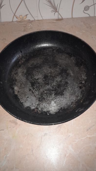 Сковородка СССР чугунная