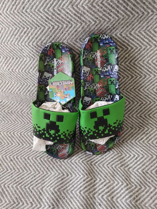 Next Minecraft чехли номер 38