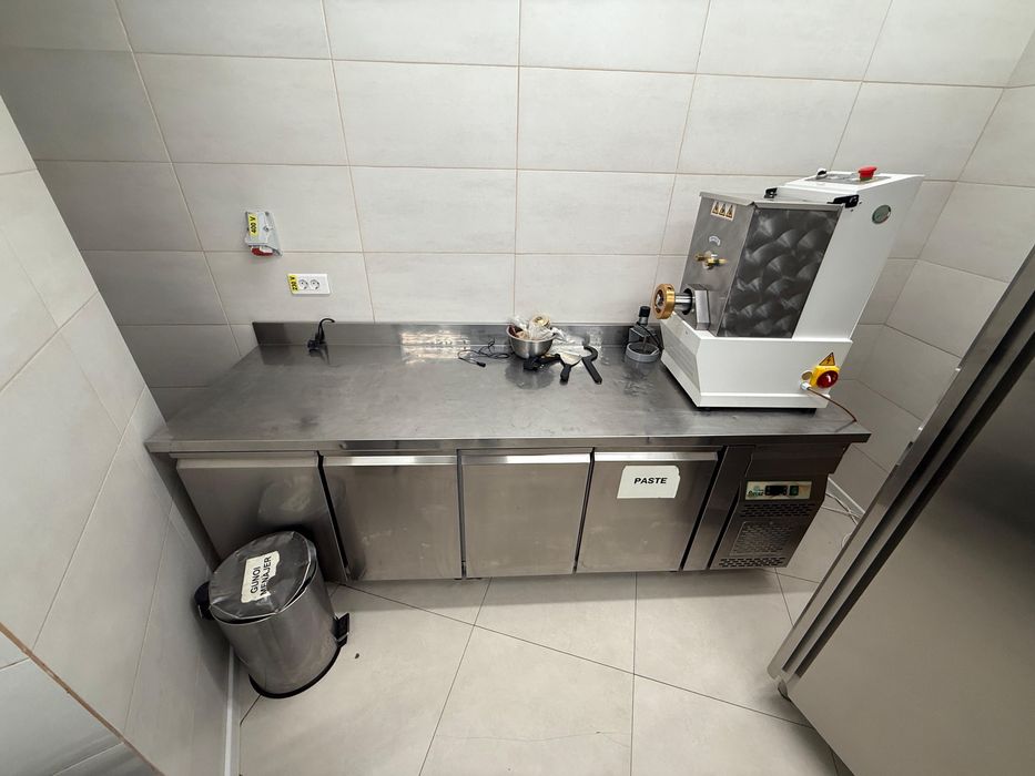 Vand echipamente horeca profesionale