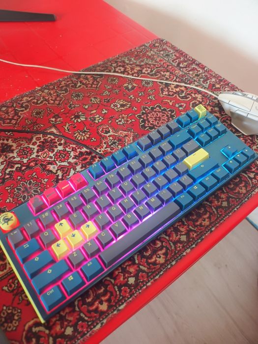 Tastatura gaming mecanica Ducky One 3 Blue Switch Clicky