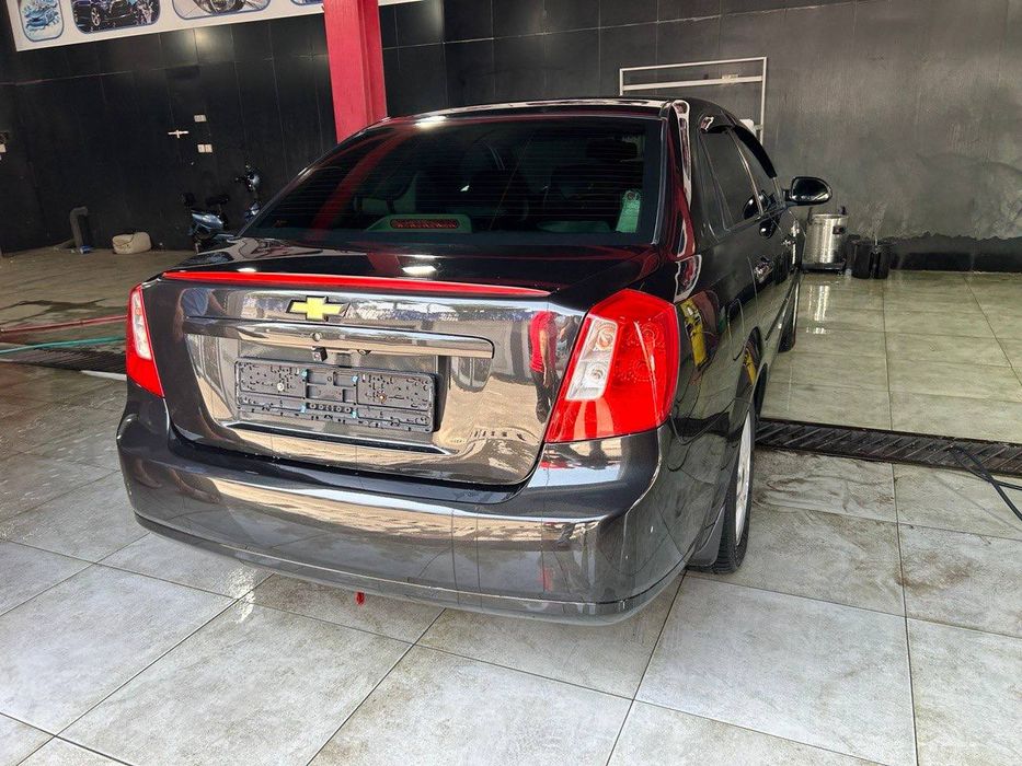 Lasetti 1.8  2010 mexanika