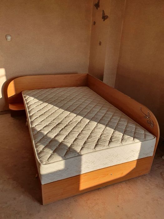 Приста легло с матрак