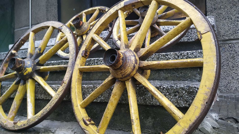 4 бр. колела от стара каруца