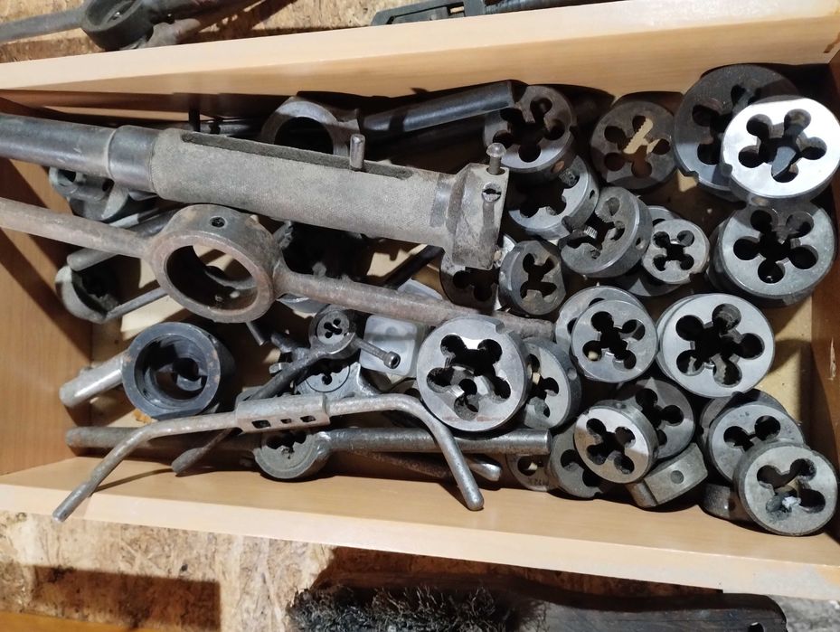 vand scule pt. strungarie si altele