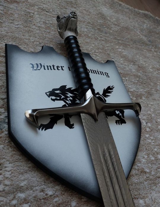 Vând sabie replica "Longclaw" John Snow