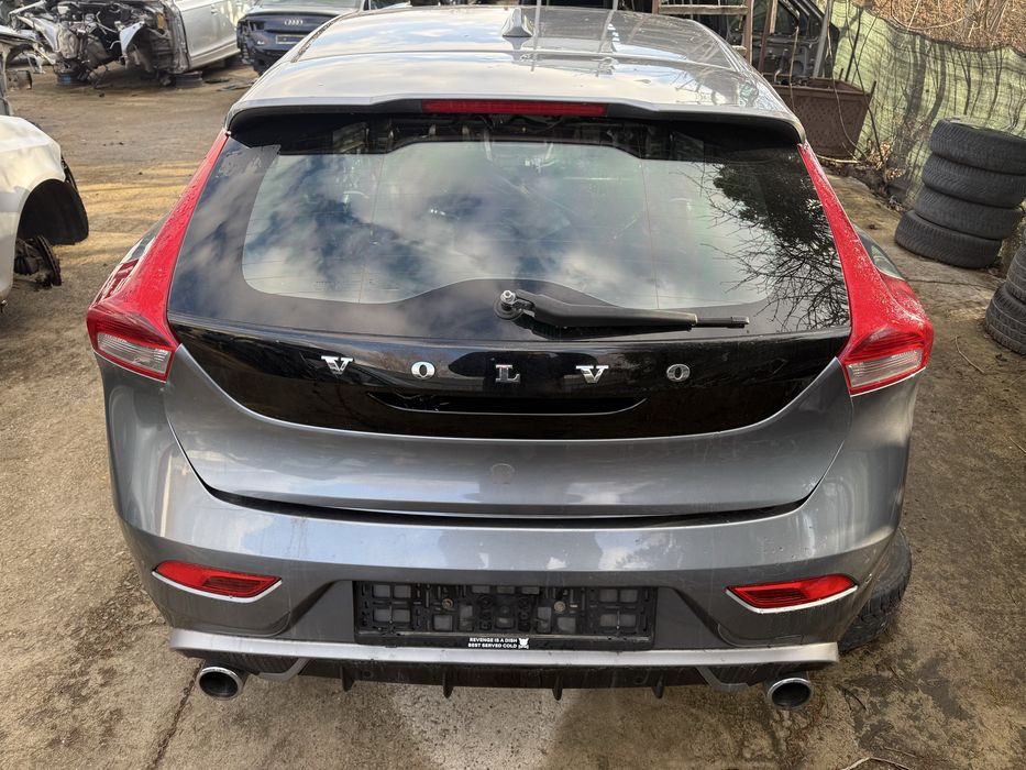 Capota , usii , haion , triple , aripa , bara fata , volvo v40 an 2016