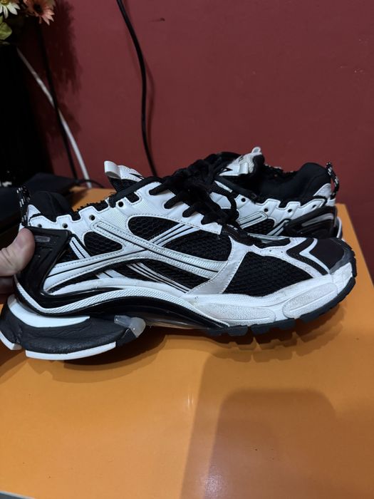 Balenciaga Runners