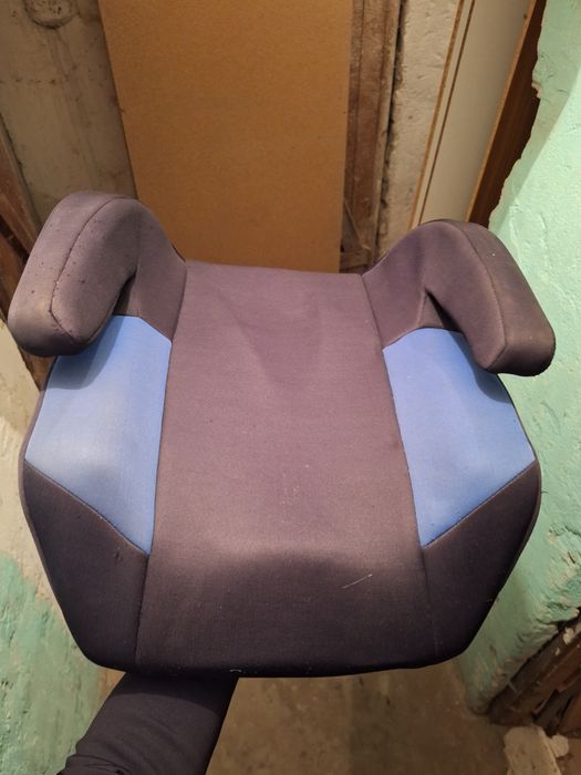 Детско столче за автомобил