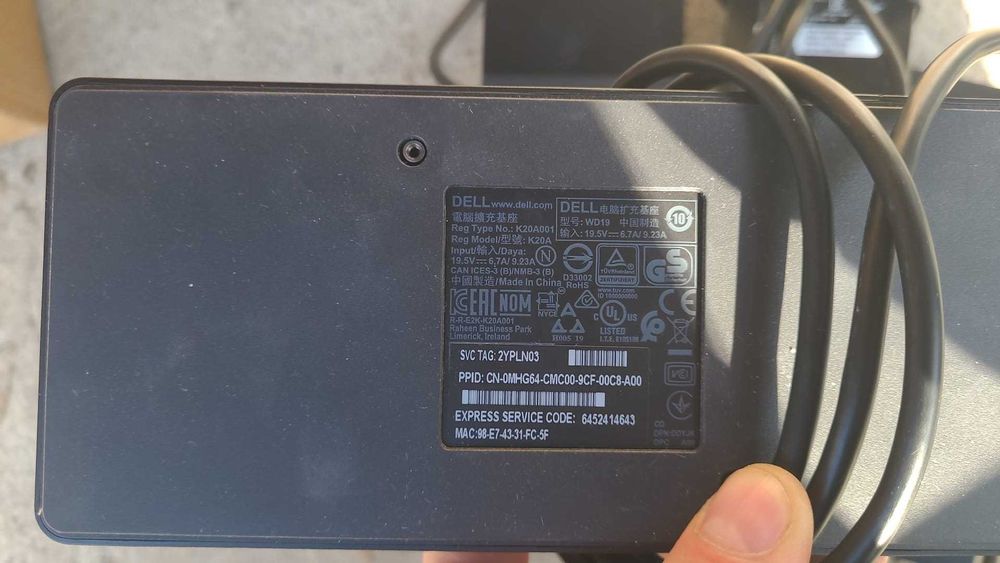 Docking station Dell WD19S + alimentator 180w , ca nou