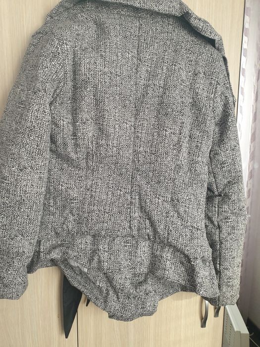 Страхотно  дамско  палто