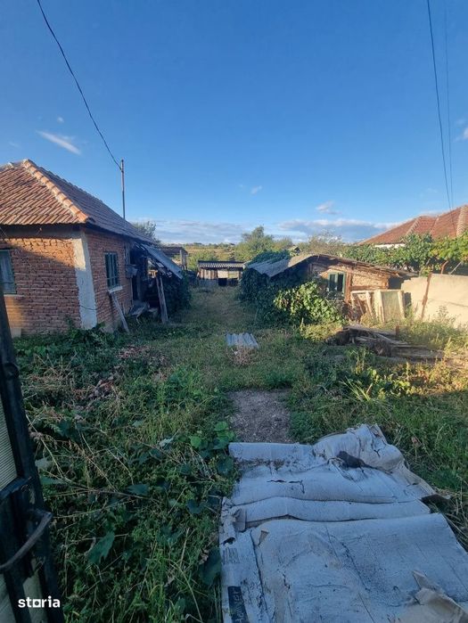 Teren intravilan , 1100mp , front 12,60 m , intrare Filiasi