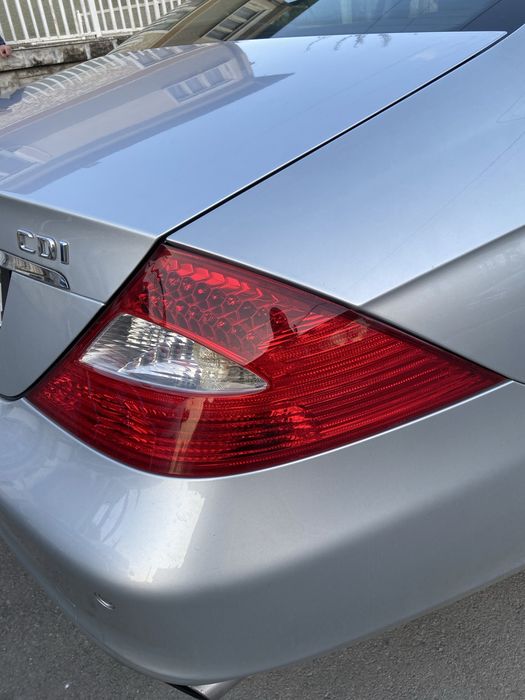 Десен стоп за Мерцедес CLS  w219