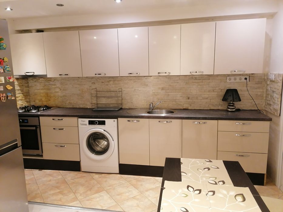 Студиа за нощувки