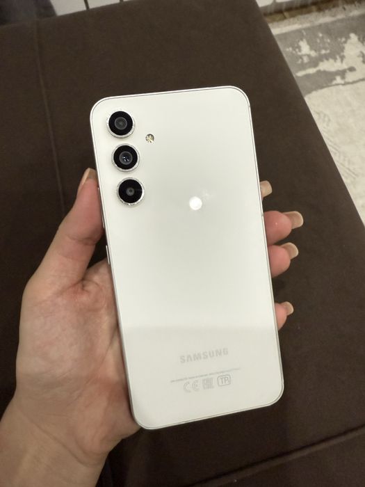 Продам Samsung A54 5G