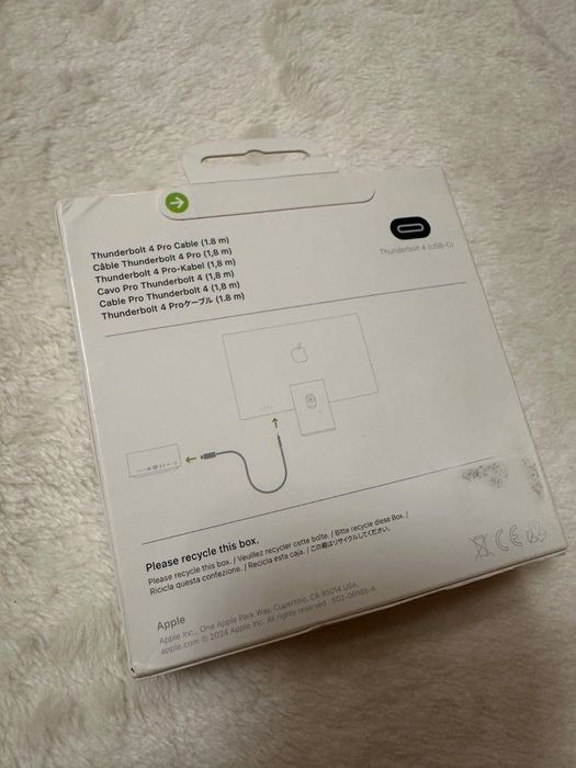 MW5J3ZM/A Apple Thunderbolt 4 Pro Cable (1.8 m)