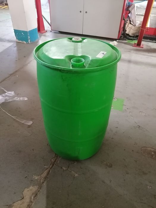 Продам бочки пластик железный