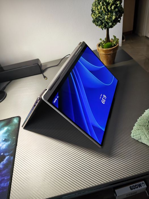 Laptop lenovo yoga  7 14 inch 2in 1