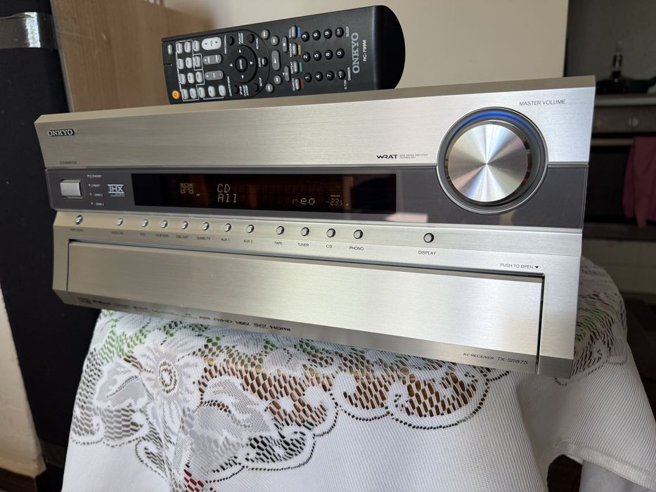 Onkyo TX-SR875 24 КГ мощен ресивър