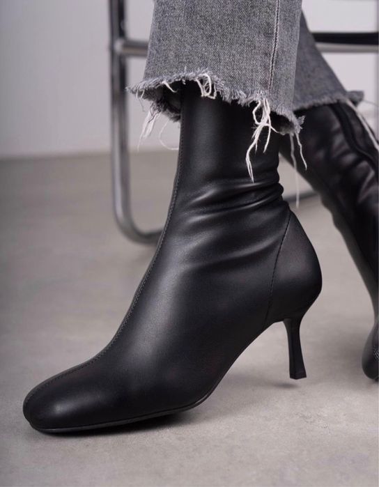 Продаю обувь 39 размера