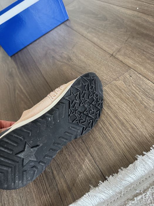 Красовки нарядные 39-40 р
