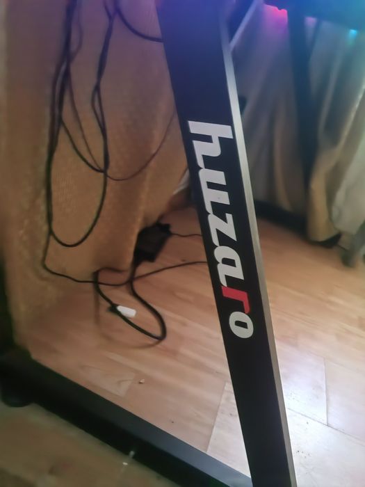 Setup gaming Laptop + mouse + birou + controller