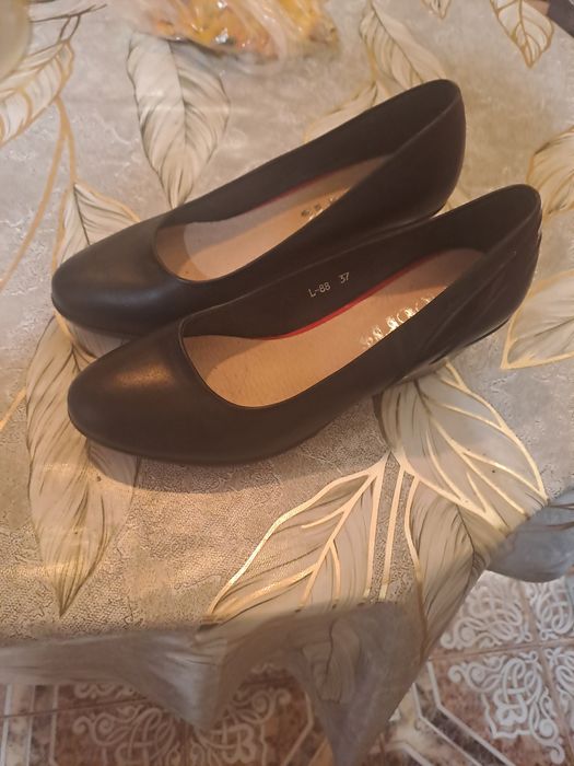 Стилни дамски обувки