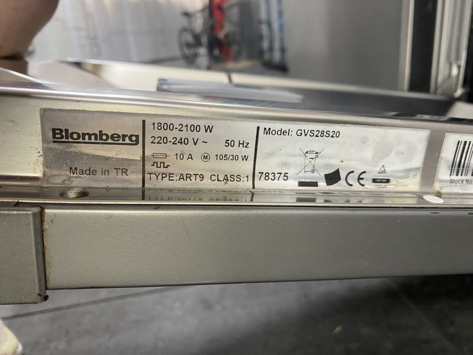 Вградена съдомиялна машина Blomberg  GVS28S20 45 см.