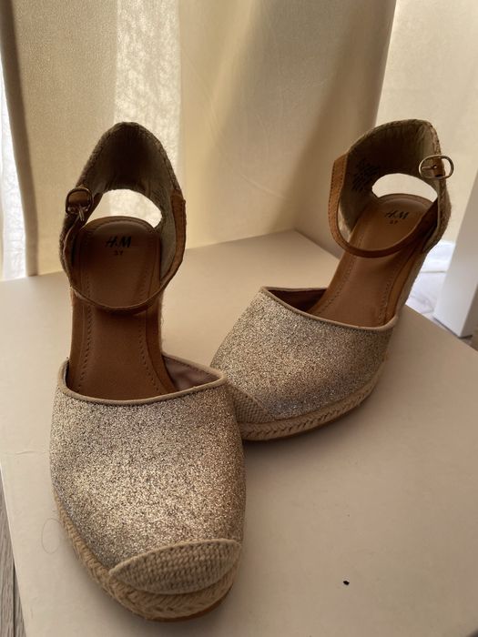 Sandale platforma 37